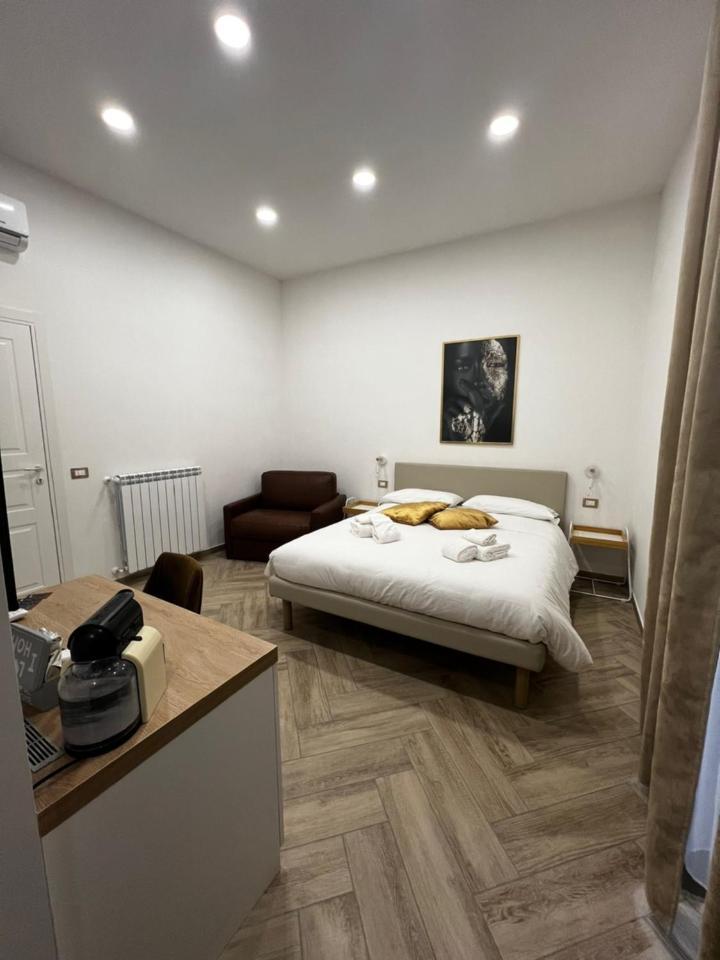 Dimora Dei Decumani Bed & Breakfast Naples Exterior photo